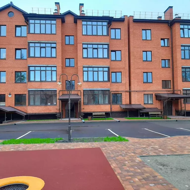 2-к. квартира, 69,9 м, 2/4 эт. - Фото 0