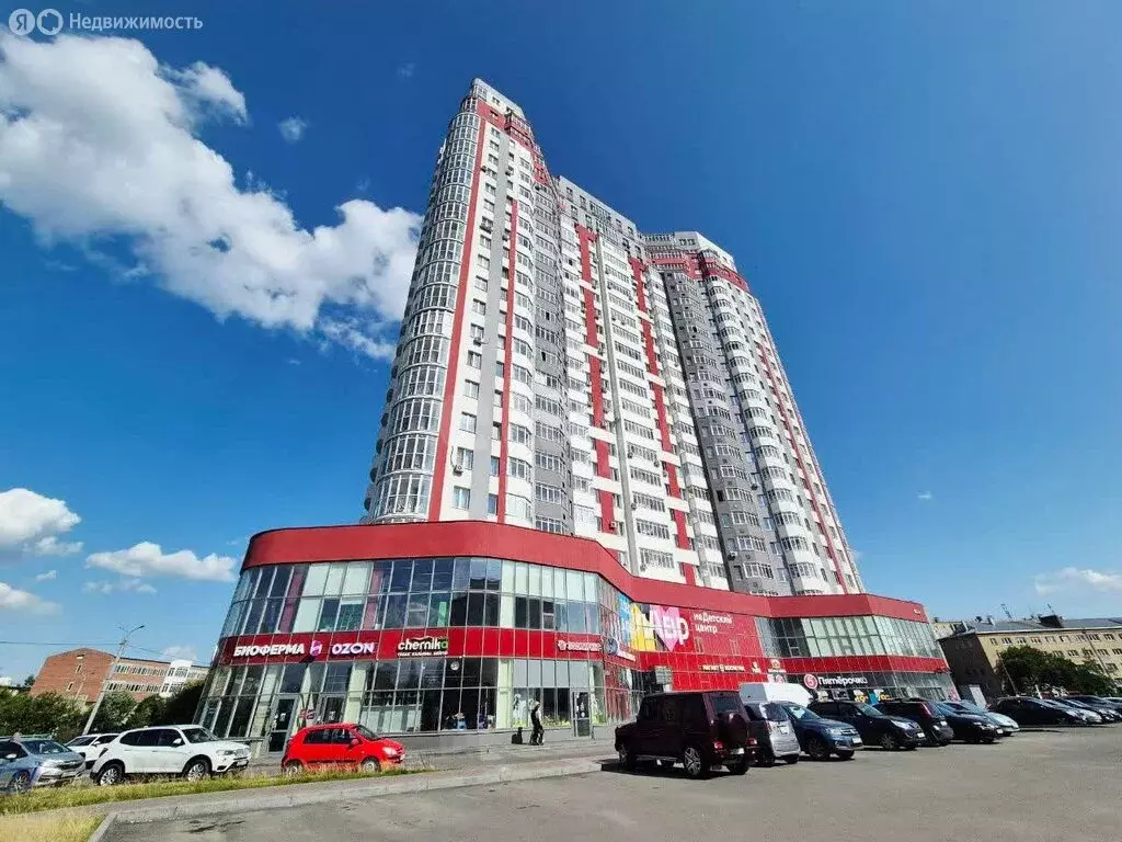 3-комнатная квартира: Челябинск, улица Курчатова, 11 (69.1 м) - Фото 0