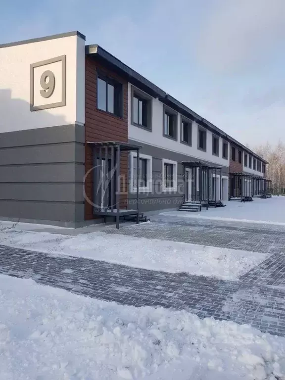 Таунхаус в Курганская область, Курган Заозерный жилрайон, 15-й мкр, 11 ... - Фото 1