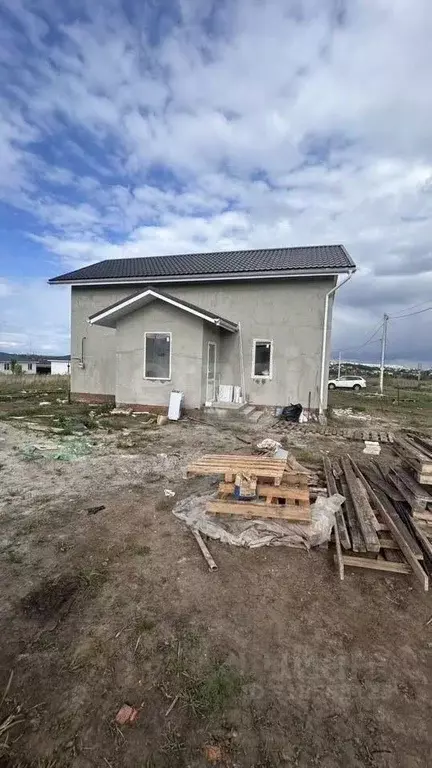 Дом в Курская область, Курский район, Моковский сельсовет, д. 1-я ... - Фото 1