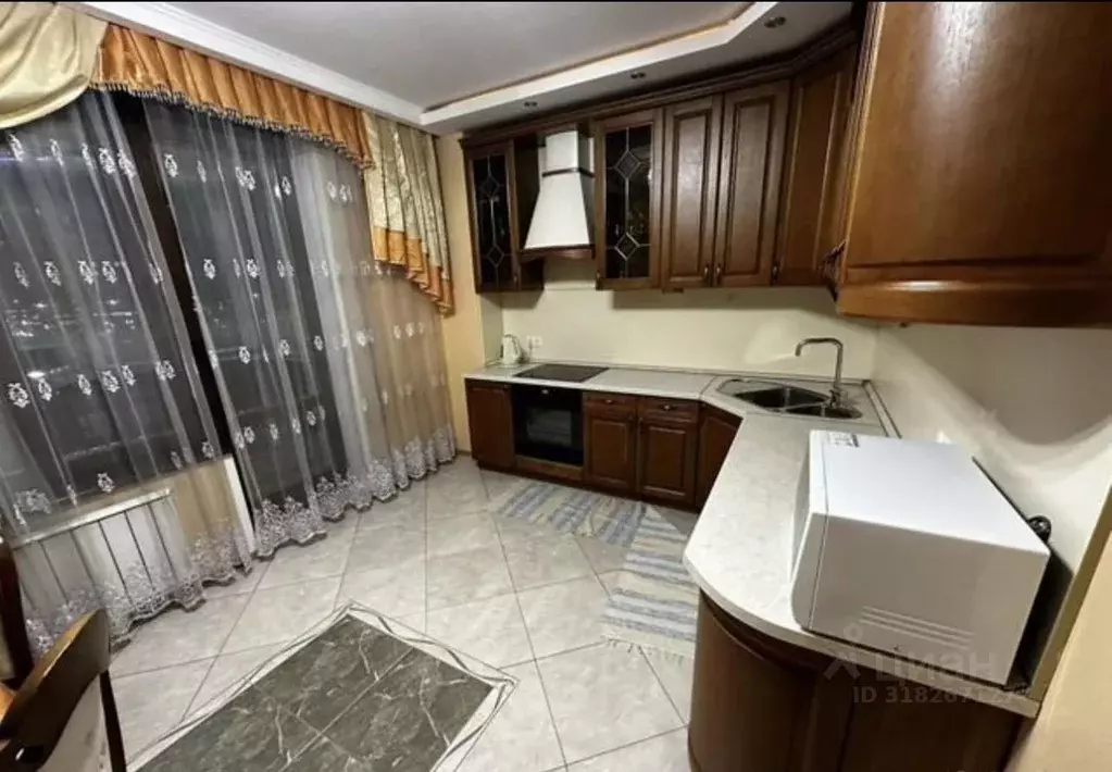 2-к кв. Красноярский край, Красноярск ул. Молокова, 1к3 (88.0 м) - Фото 1