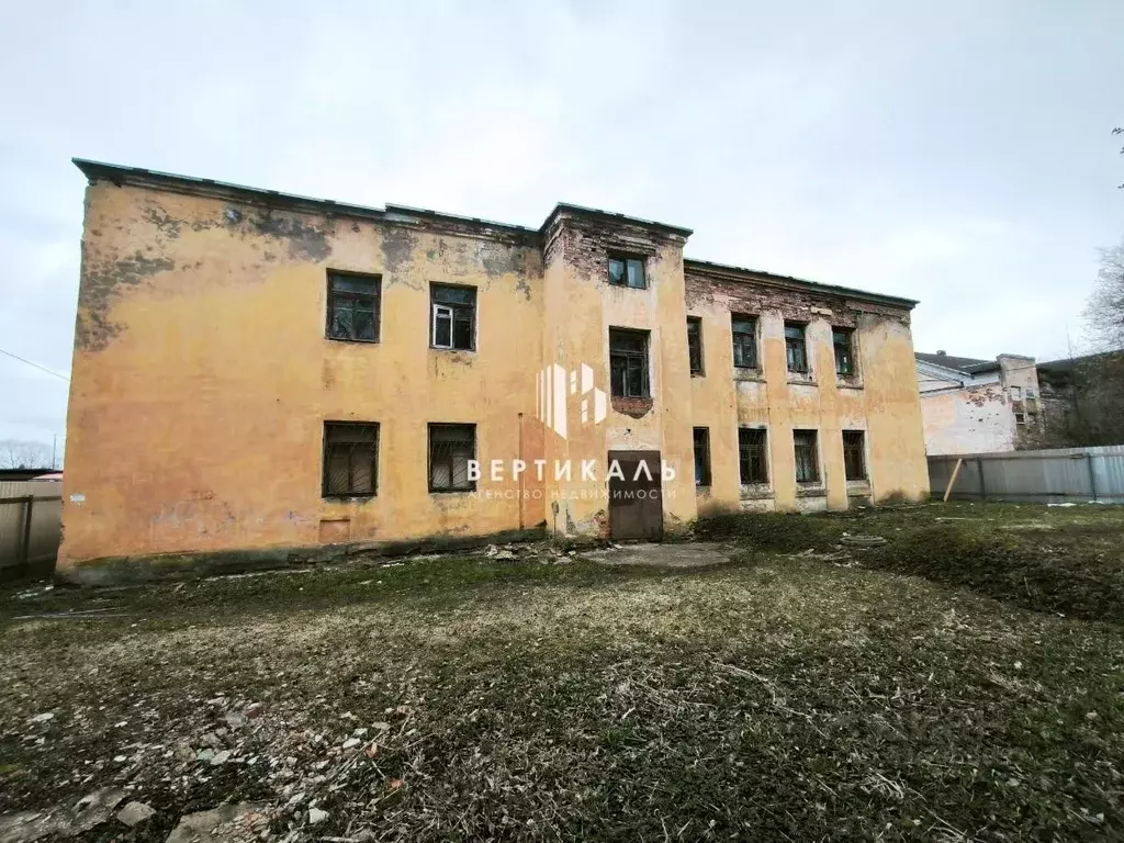 Помещение свободного назначения в Новгородская область, Великий ... - Фото 0