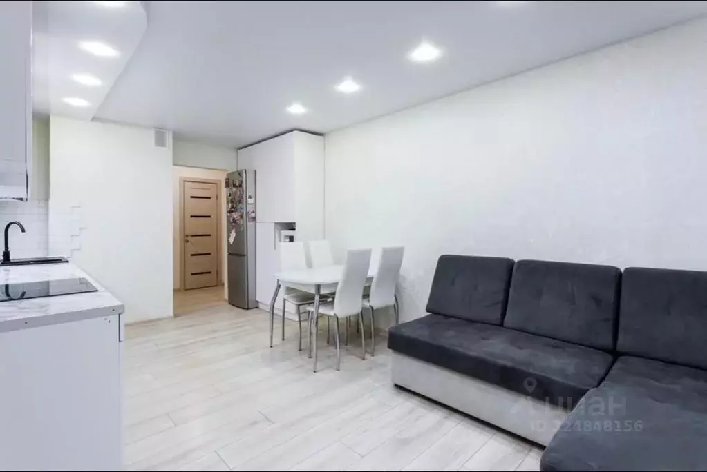 2-к кв. Кировская область, Киров ул. Анжелия Михеева, 16 (62.0 м) - Фото 2