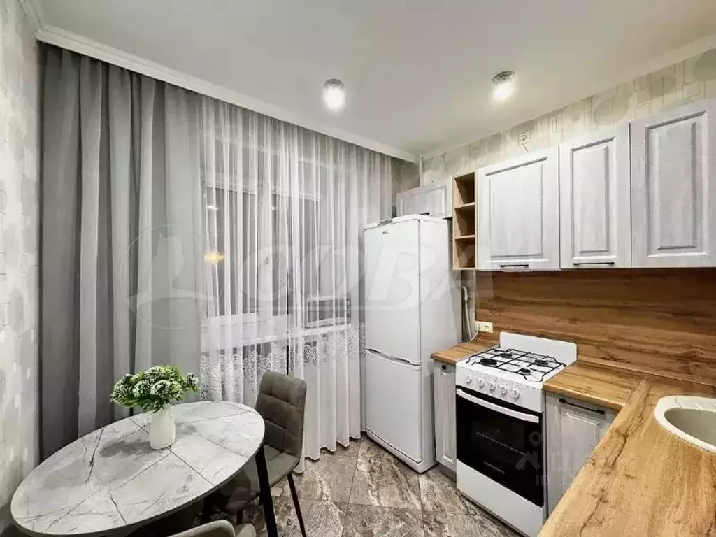 2-к кв. Тюменская область, Тюмень Фабричная ул., 20 (48.0 м) - Фото 1