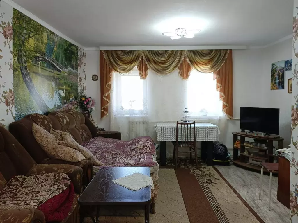 Дом в Ростовская область, Октябрьский район, Каменоломни рп ул. Мира ... - Фото 0