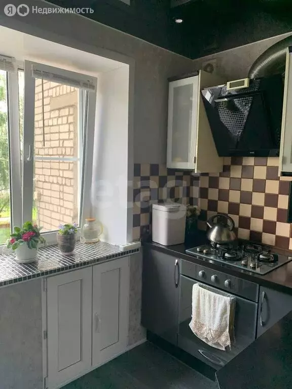 3-комнатная квартира: Рыбинск, улица Луначарского, 27 (62 м) - Фото 1