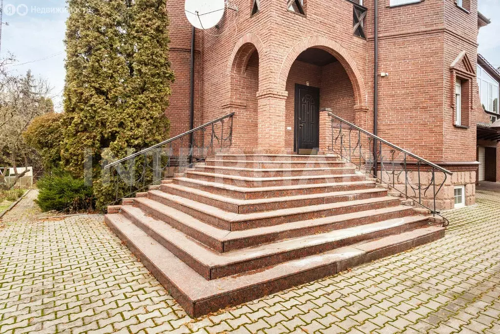 Дом в село Троицкое, Шереметьевская улица (655 м) - Фото 2