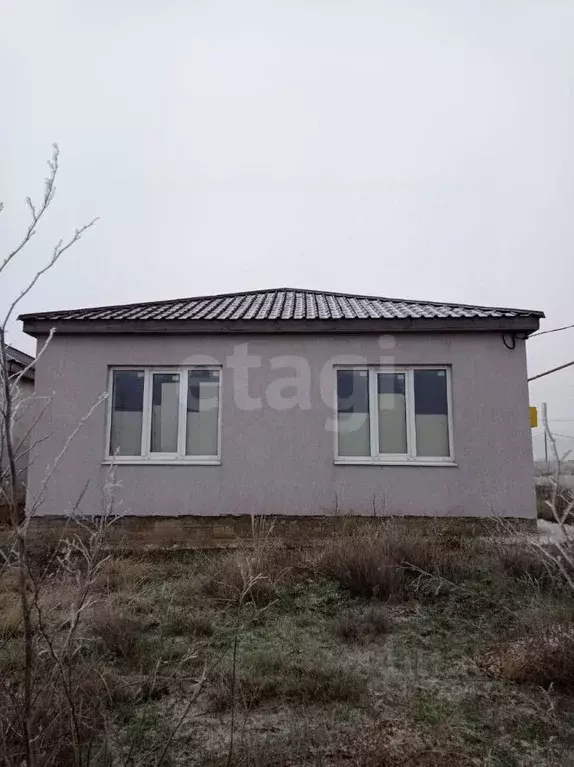 Дом в Калмыкия, Элиста ул. Энергетиков, 24 (51 м) - Фото 0