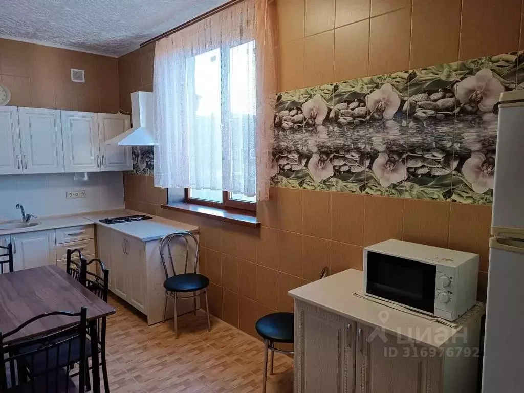 Дом в Крым, Феодосия муниципальный округ, с. Береговое ул. Приозерная, ... - Фото 0
