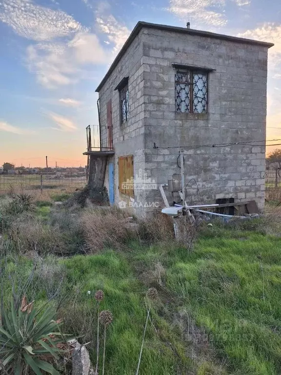 Дом в Крым, Керчь Изобильный СПК, ул. Гранатовая (40 м) - Фото 0