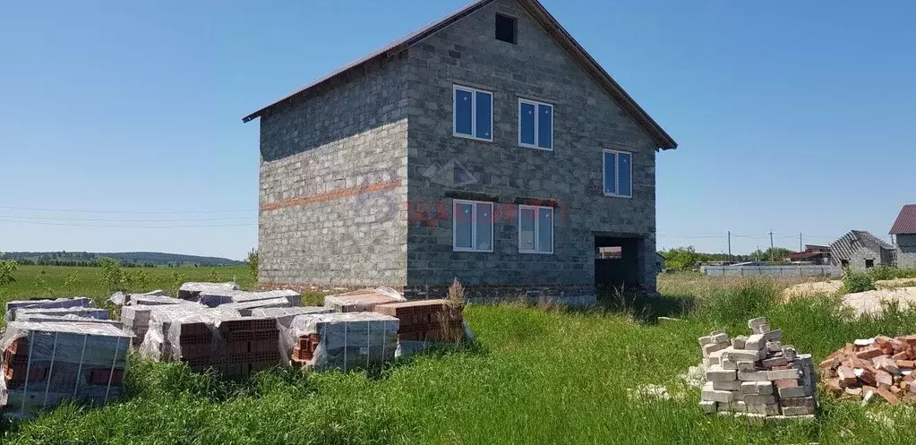 Дом в Челябинская область, Чебаркульский район, Травниковское с/пос, ... - Фото 0