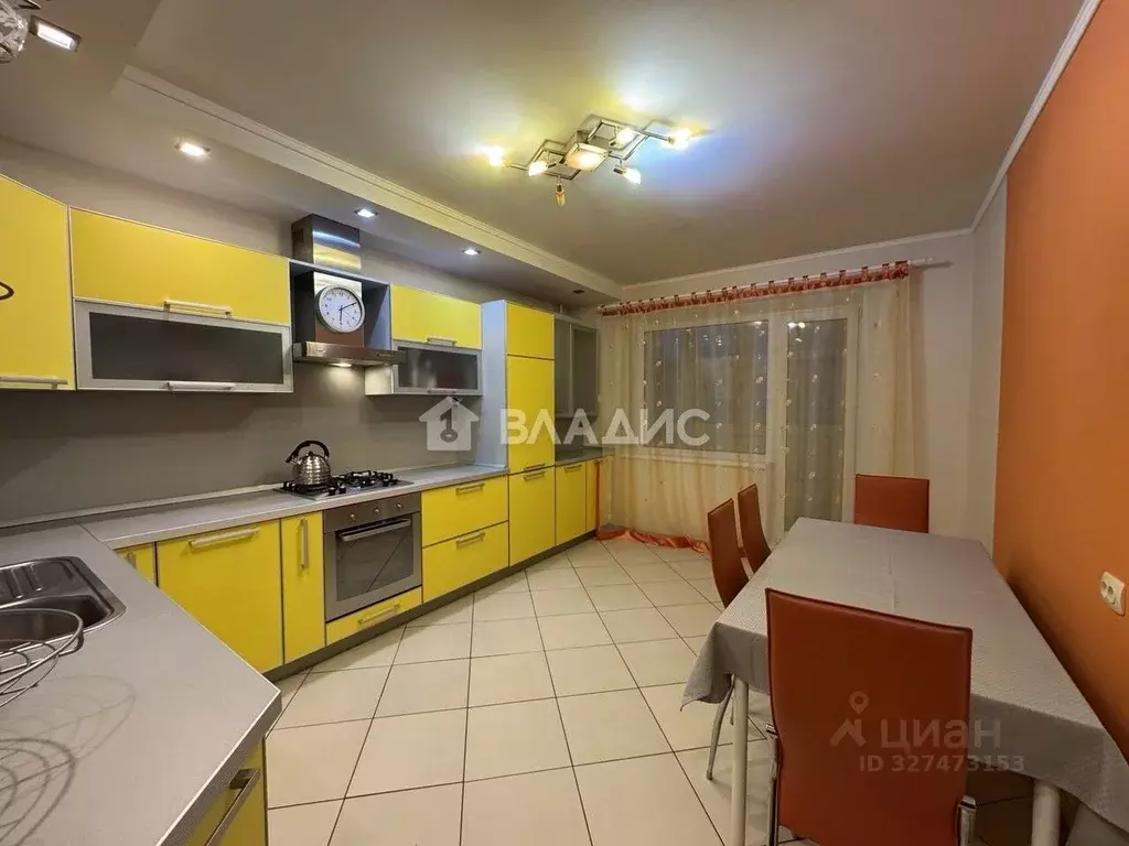 3-к кв. Владимирская область, Ковров ул. Грибоедова, 1 (91.4 м) - Фото 1