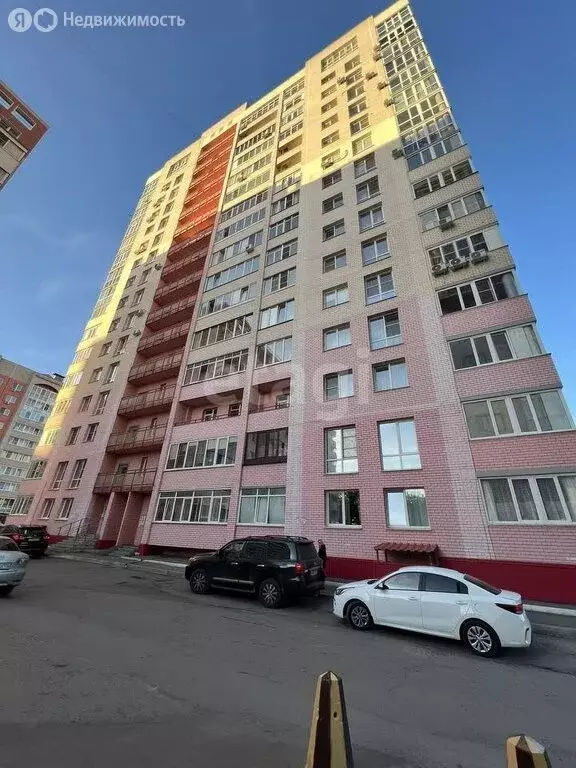 3-комнатная квартира: Барнаул, проспект Ленина, 151Б (81.6 м) - Фото 1