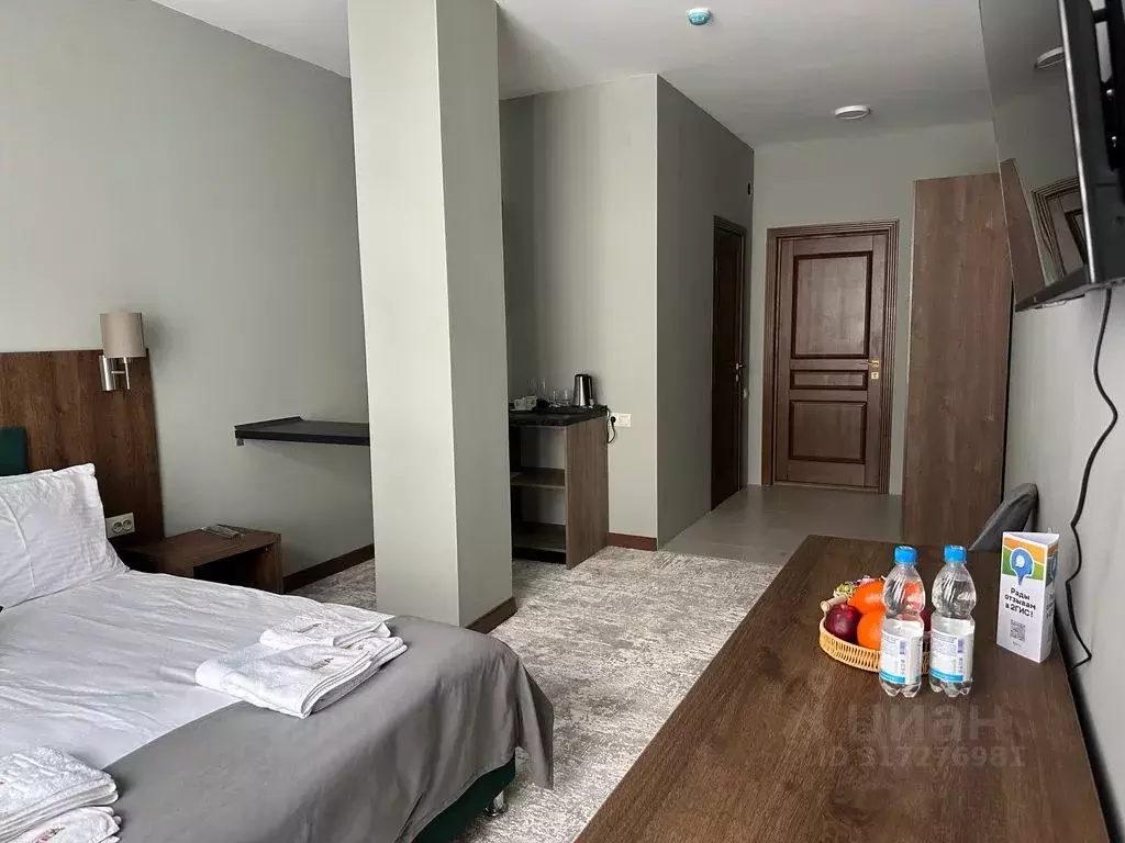 Комната Карачаево-Черкесия, Зеленчукский район, с. Архыз, пос. ... - Фото 1