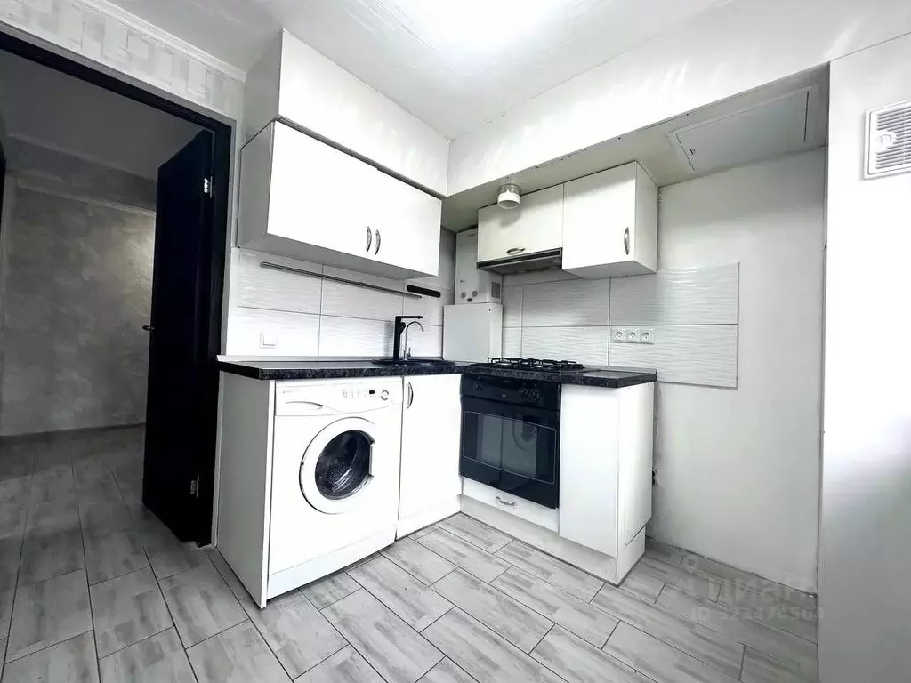 3-к кв. Калининградская область, Калининград ул. Маршала Борзова, 65 ... - Фото 2