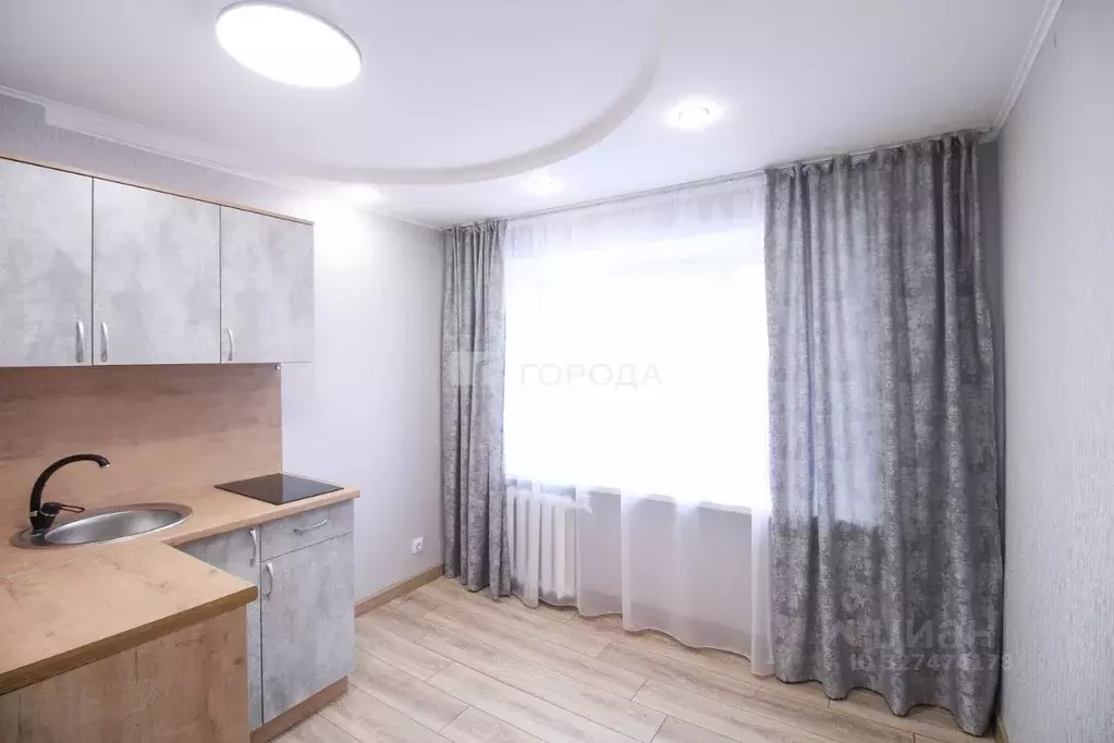 Комната Алтайский край, Барнаул ул. Антона Петрова, 197 (11.9 м) - Фото 1