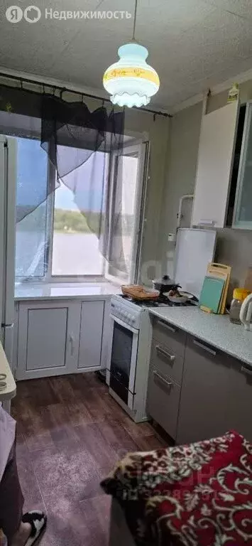 1-комнатная квартира: Омск, Иртышская набережная, 12 (33 м) - Фото 2