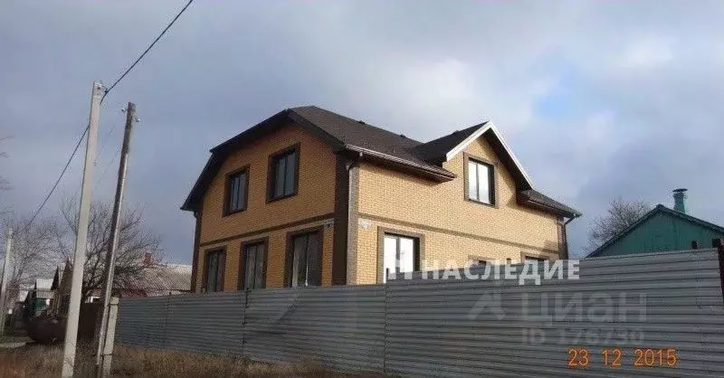 Дом в Ростовская область, Шахты ул. Ленина, 268 (200 м) - Фото 0