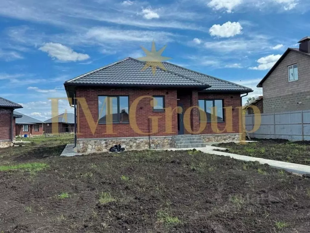 Дом в Белгородская область, Белгородский район, пос. Майский ул. ... - Фото 1