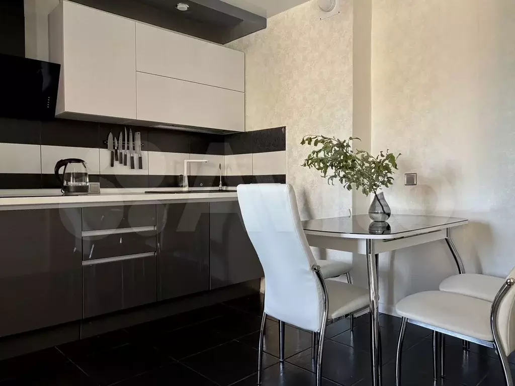3-к. квартира, 72 м, 2/10 эт. - Фото 1