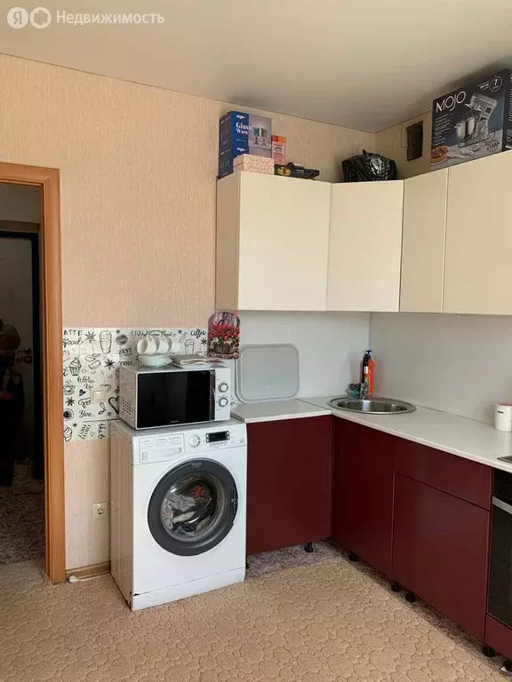 3-комнатная квартира: Курган, улица Калинина, 105 (60.1 м) - Фото 1