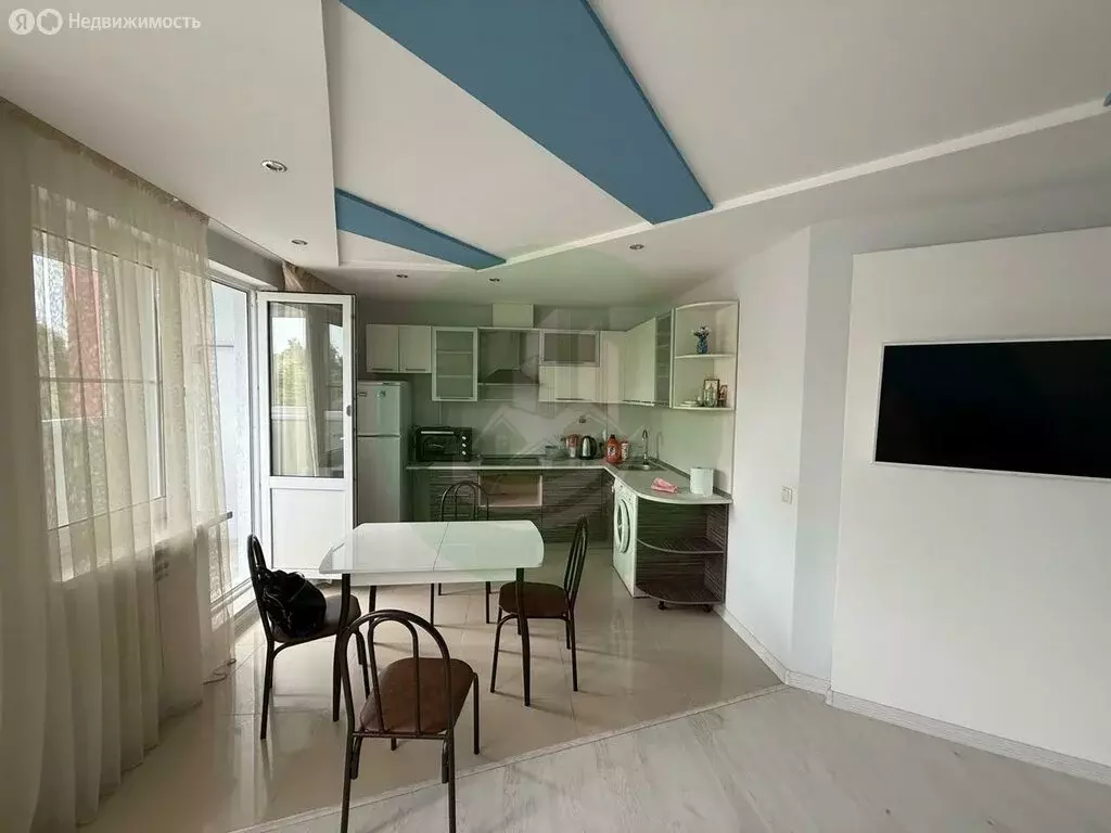 2-комнатная квартира: Ессентуки, улица Маяковского, 24/1 (62 м) - Фото 2