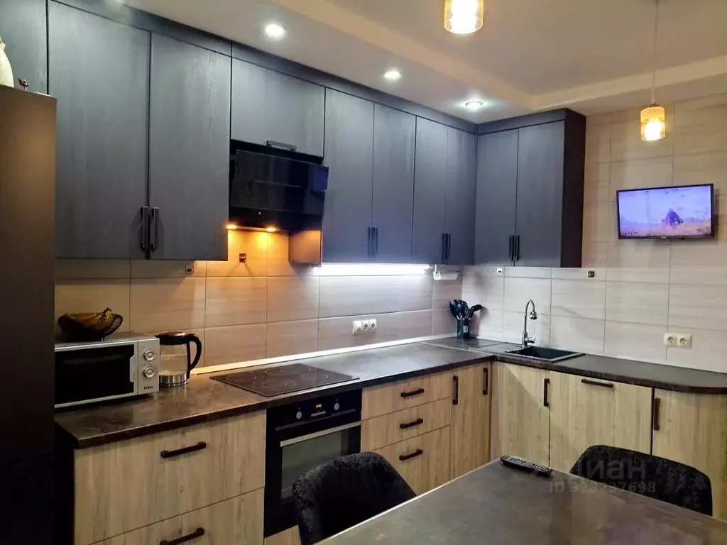 3-к кв. Ставропольский край, Ставрополь ул. Чапаева, 4к1 (71.3 м) - Фото 2