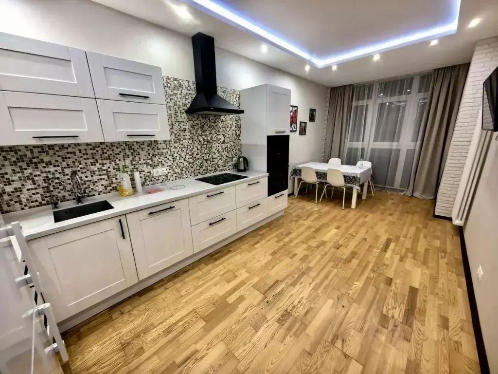 Комната Москва пос. Коммунарка, ул. Липовый Парк, 2 (15.0 м) - Фото 0