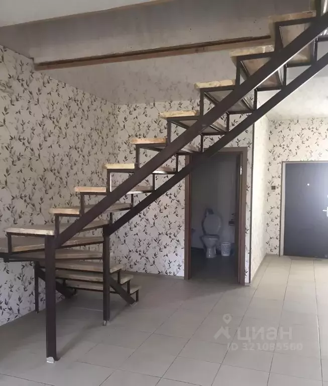Дом в Ростовская область, Азов Азовский район, ул. Кирова (80 м) - Фото 0