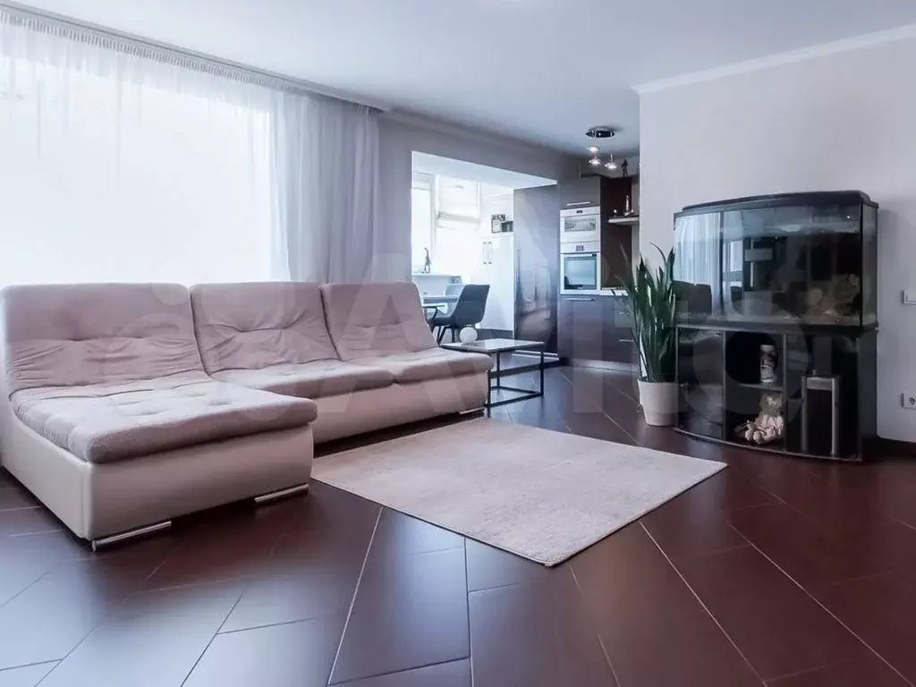 3-к. квартира, 71,1 м, 4/9 эт. - Фото 0