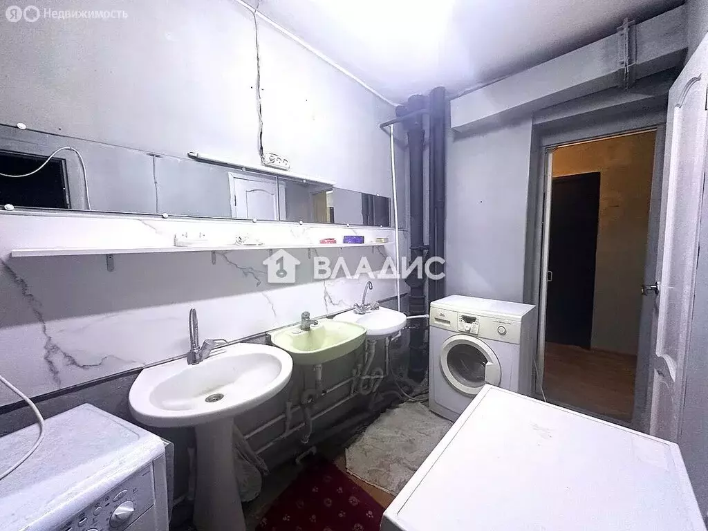 1к в 8-комнатной квартире (13 м) - Фото 2