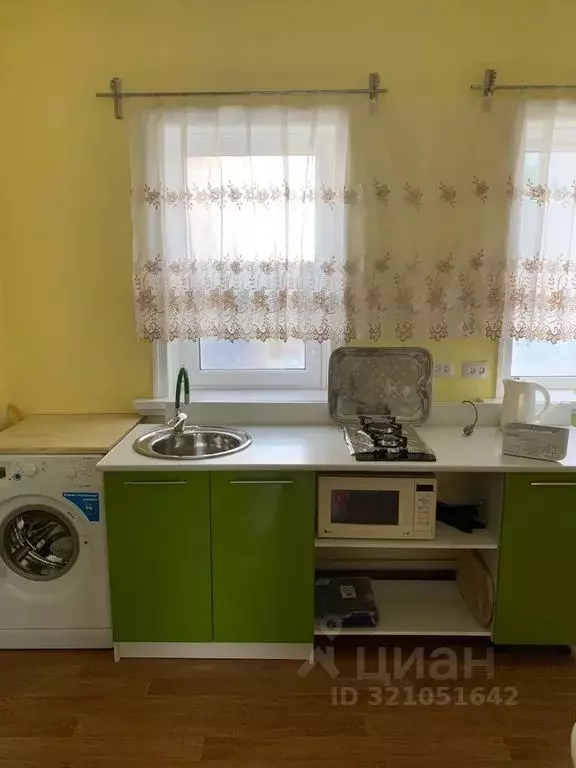 Дом в Ростовская область, Ростов-на-Дону Таганрогская ул., 48 (50 м) - Фото 0