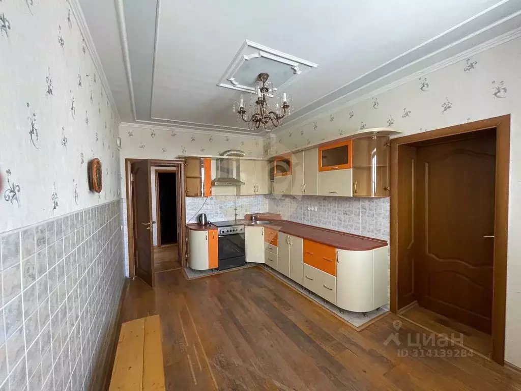 Коттедж в Белгородская область, Старый Оскол Ореховая ул., 2 (316 м) - Фото 1
