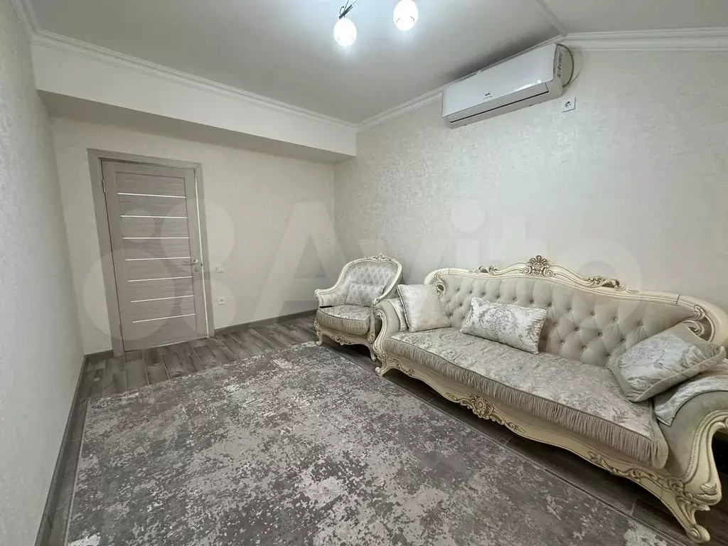 3-к. квартира, 100 м, 8/8 эт. - Фото 1