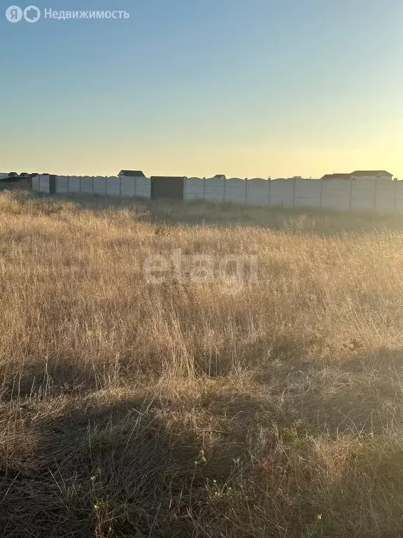 Участок в Сакский район, село Уютное (100 м) - Фото 0