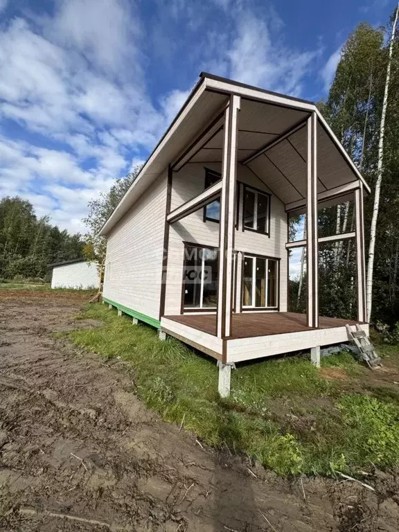 Дом в Вологодская область, Череповец ул. Восточная (180 м) - Фото 0