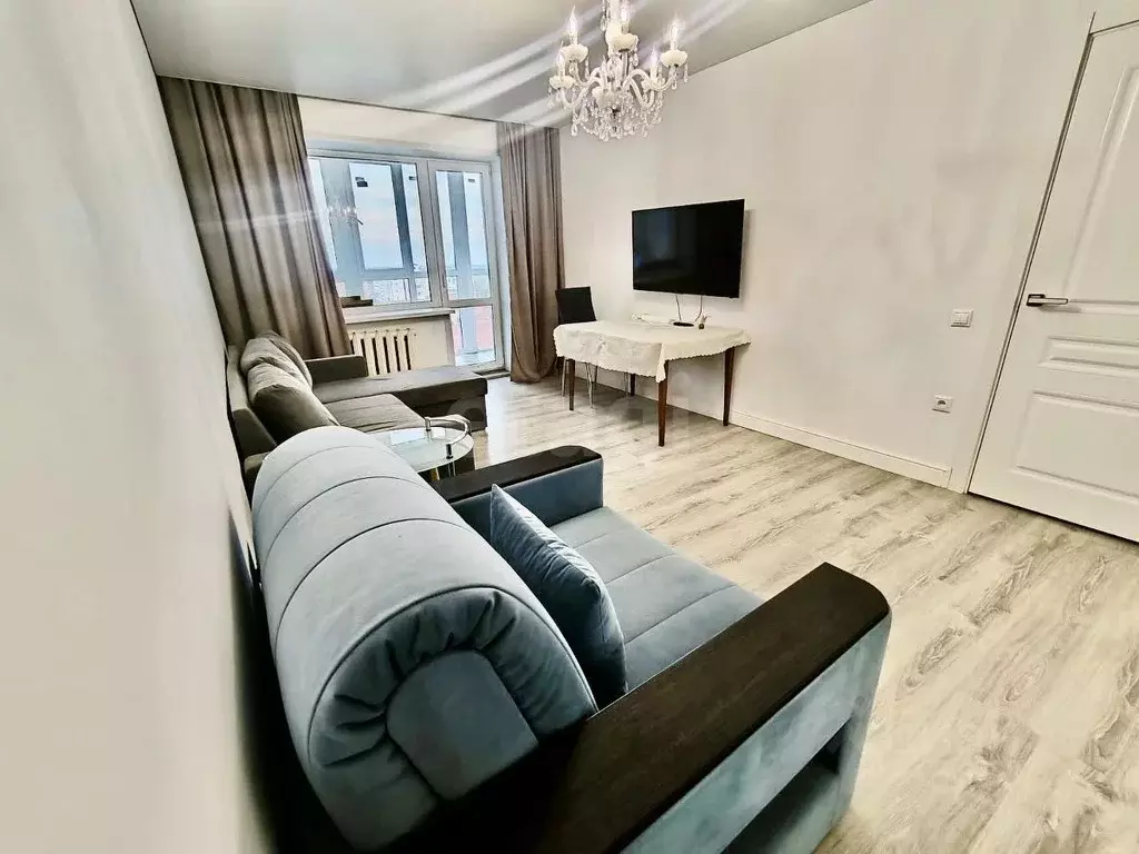 3-к кв. Курская область, Курск ул. Ленина, 94 (62.7 м) - Фото 1