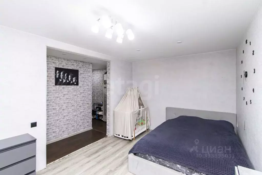 2-к кв. Тюменская область, Тюмень ул. Парфенова, 32 (44.8 м) - Фото 1