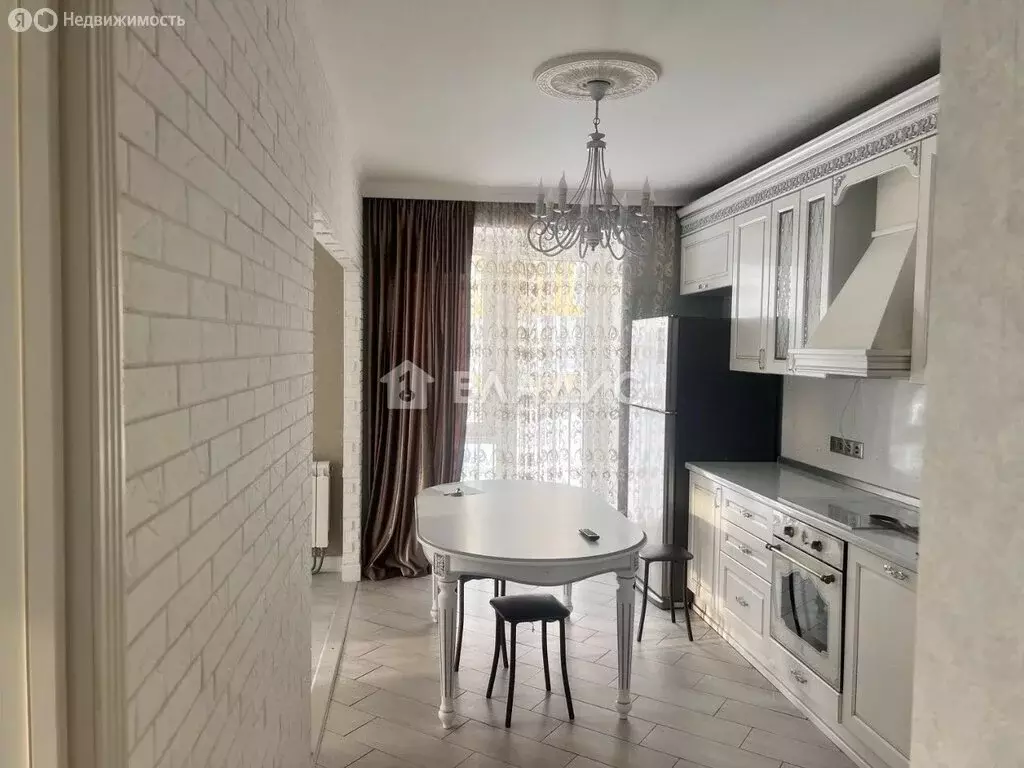 Квартира-студия: посёлок Коммунарка, Бачуринская улица, 7к2 (54.3 м) - Фото 1