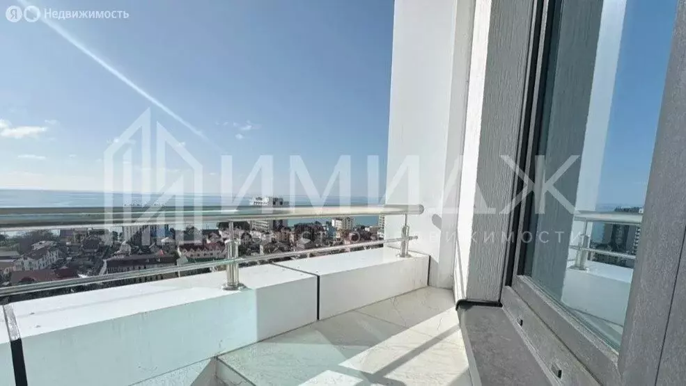 2-комнатная квартира: Сочи, улица Ленина, 298Бк6 (65 м) - Фото 1