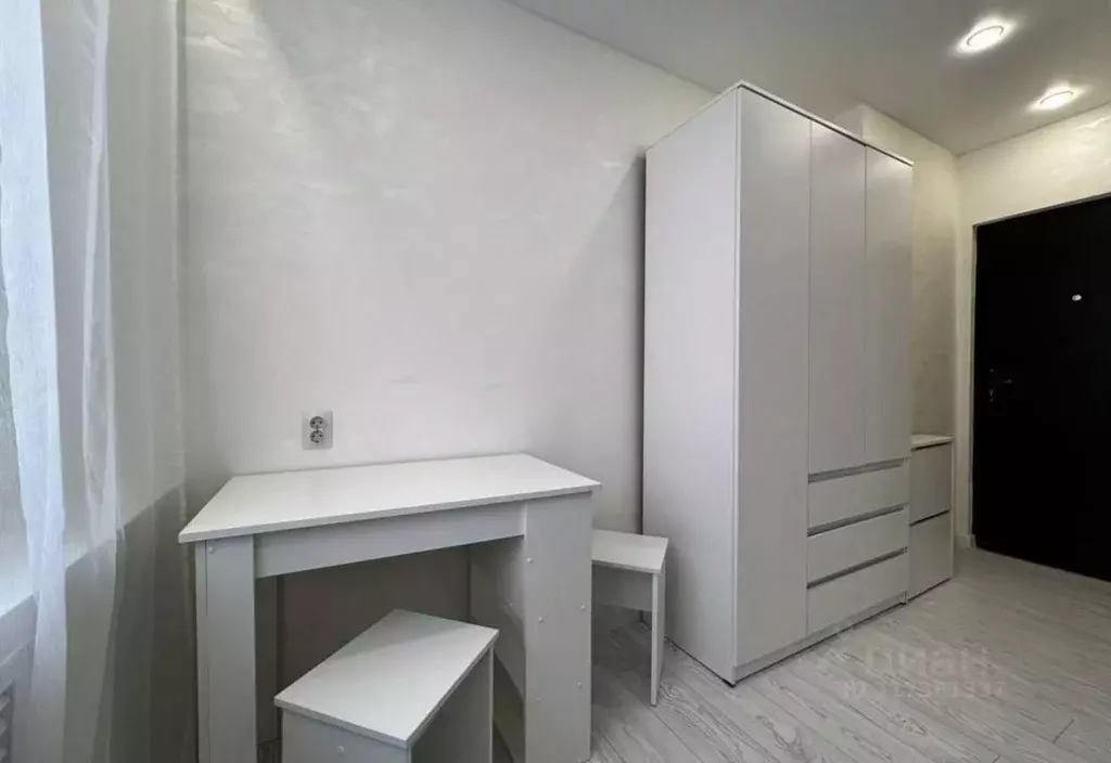 Студия Красноярский край, Красноярск ул. Железнодорожников, 9 (12.0 м) - Фото 1