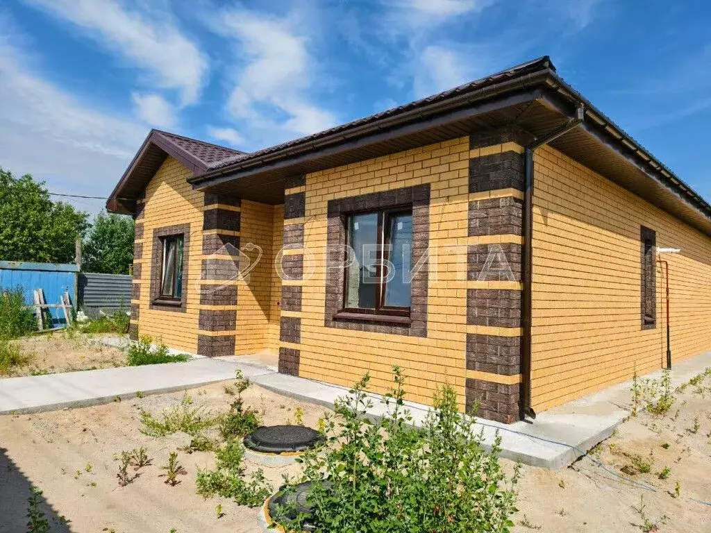 Дом в Тюменская область, Тюмень Гилево мкр, ул. Алексея Маресьева, 13 ... - Фото 0