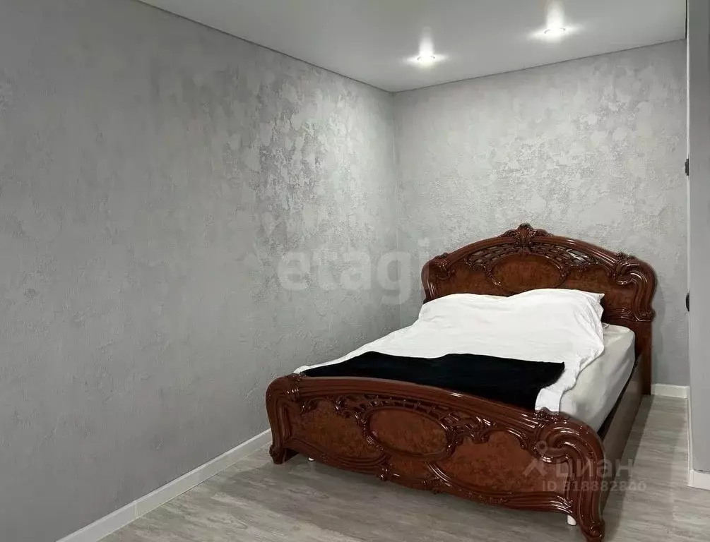 1-к кв. Татарстан, Набережные Челны 49-й комплекс, 6 (28.8 м) - Фото 1