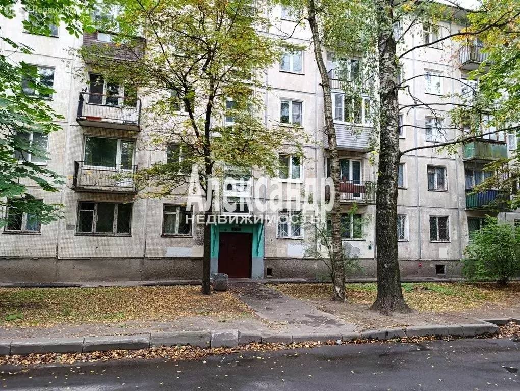 3-комнатная квартира: Санкт-Петербург, улица Маршала Тухачевского, 33 ... - Фото 0