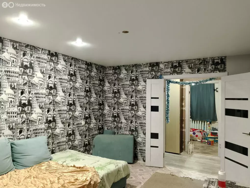 3-комнатная квартира: село Кандры, улица Матросова, 11Б (61.9 м) - Фото 1