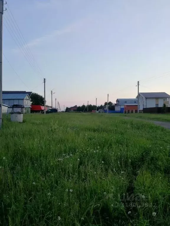 Участок в Чувашия, Моргаушский муниципальный округ, д. Кадикасы ул. ... - Фото 1