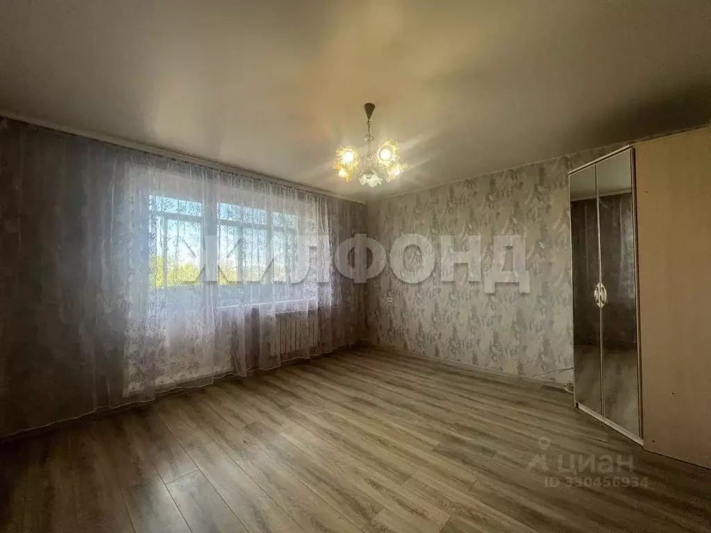3-к кв. Хакасия, Абакан ул. Островского, 19 (64.8 м) - Фото 1