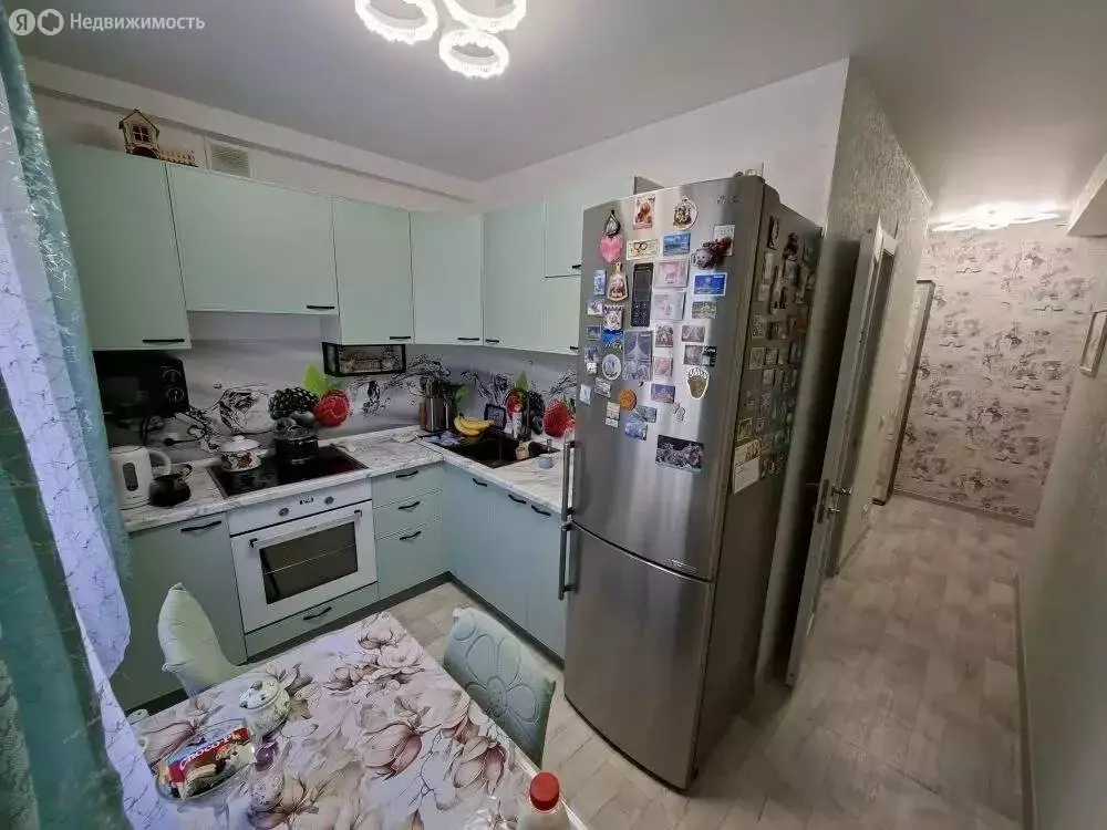 2-комнатная квартира: посёлок городского типа Атамановка, улица ... - Фото 1