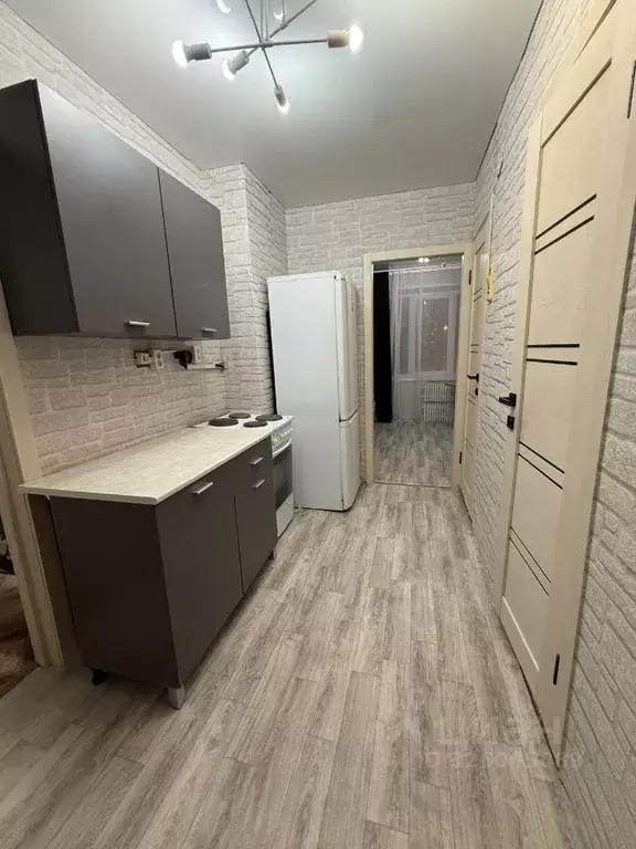 2-к кв. Белгородская область, Старый Оскол Макаренко мкр, 22к1 (40.0 ... - Фото 2