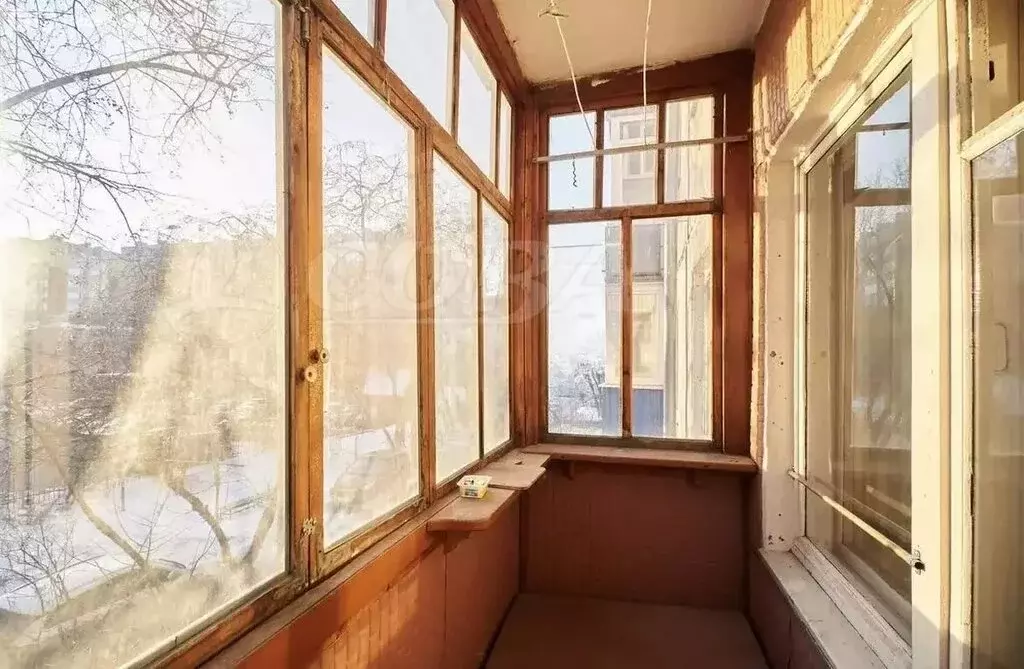 2-комнатная квартира: Тюмень, улица Щорса, 10 (49 м) - Фото 0